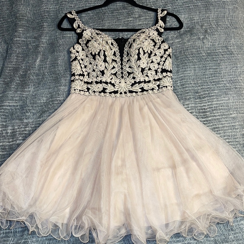 Blondie Nites By Stacy Sklar Homecoming Dress